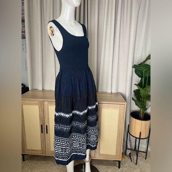 Navy Blue Sleeveless Smocked Jacquard Fit & Flare Dress Ribbed Embroidered - Picture 5 of 9